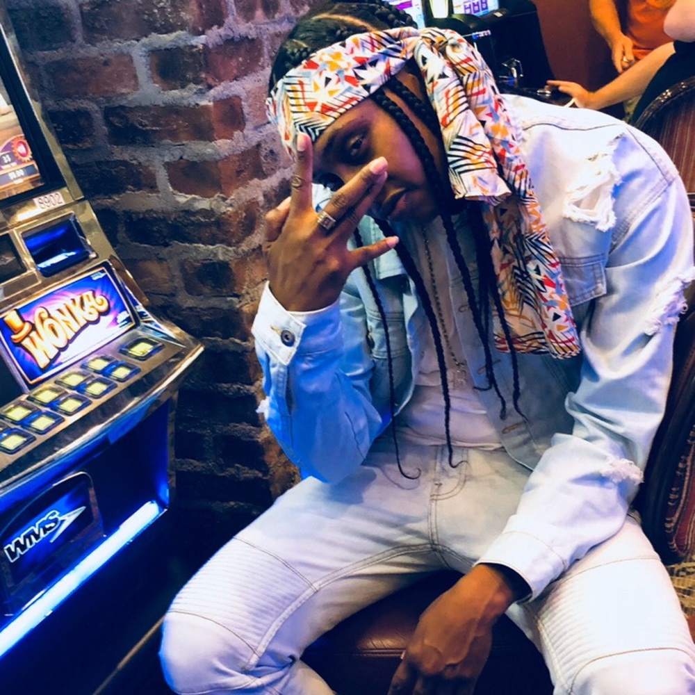 Meet your Posher, Breon